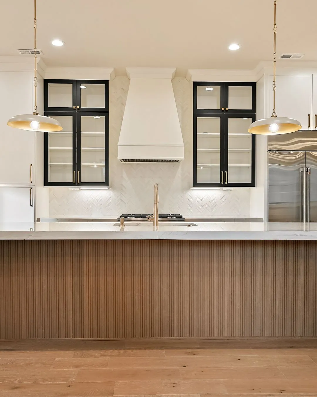 R&B project: walnut kitchen island front with pendant lights